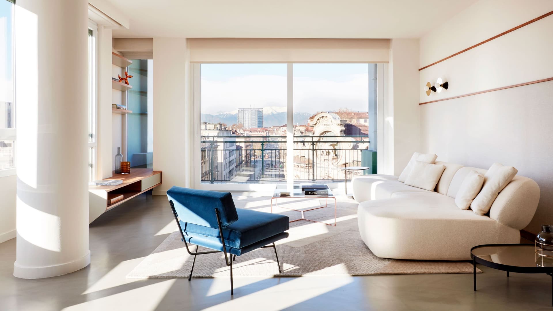 Interni di lusso di un appartamento a Torino